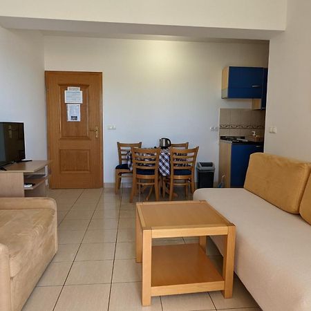 Apartments Vesna Gradac  Habitación foto
