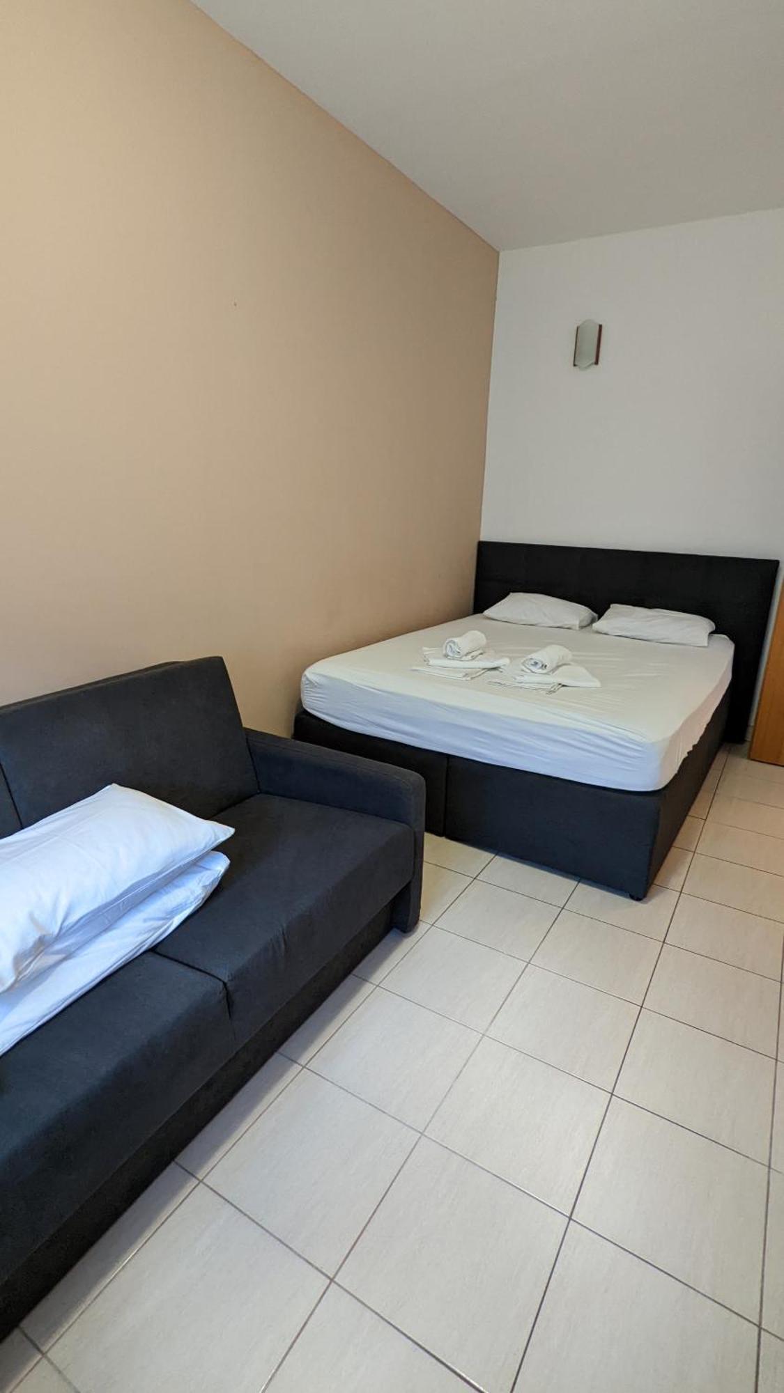 Apartments Vesna Gradac  Habitación foto